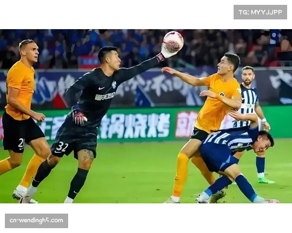 武汉三镇进7球失9球净负2球，连续开局崩盘拉响保级警报